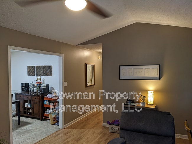 Photo - 155 Rachel Way