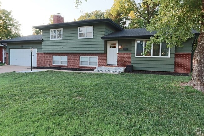 Building Photo - 6716 E Farmview St Rental