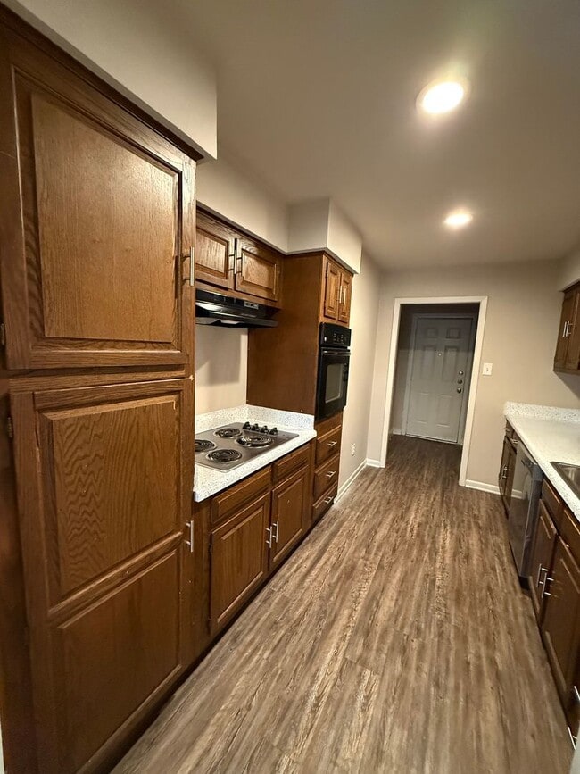 Photo - 1413-1415 Blackwell Drive Unit 1413