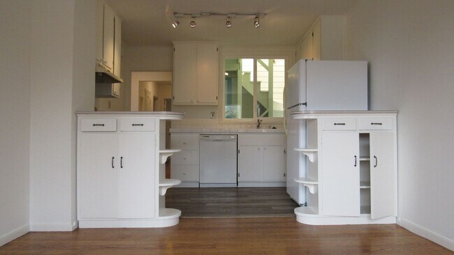 Photo - SEAL ROCK Unit 130