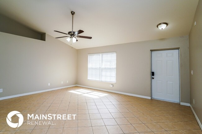 Photo - 610 NW 6th Pl