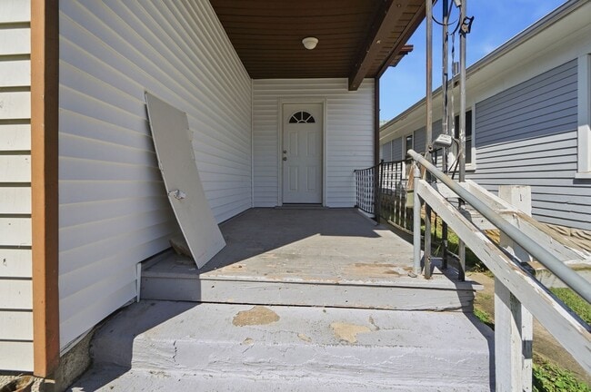 Photo - 413 Lockwood Ave