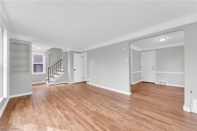 Photo - 16705 Glendale Ave