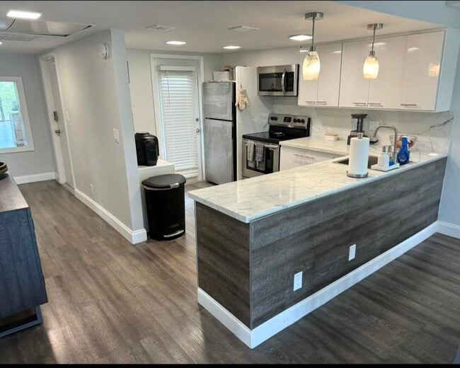 Building Photo - 3090 N Course Dr Unit 601