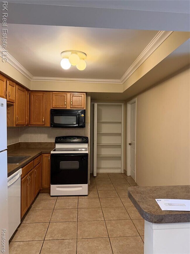 Photo - 8237 Kennedy Cir N