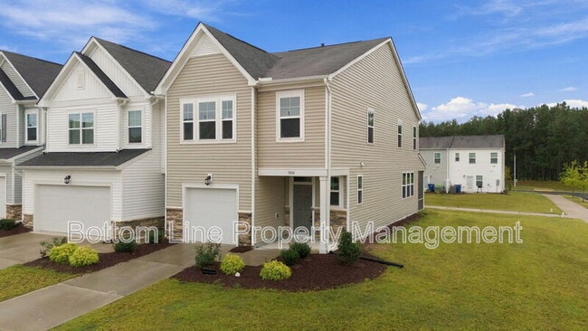 5000 Arkose Dr