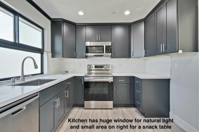 Building Photo - 41362 Mahoney St