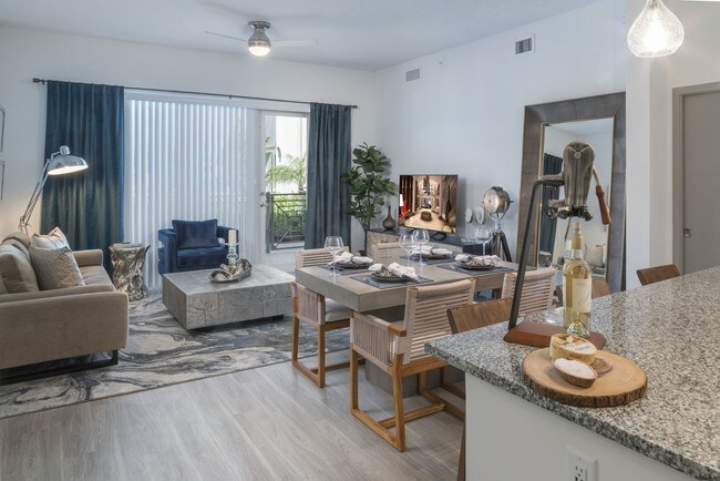 Photo - Aubrey at Seaside