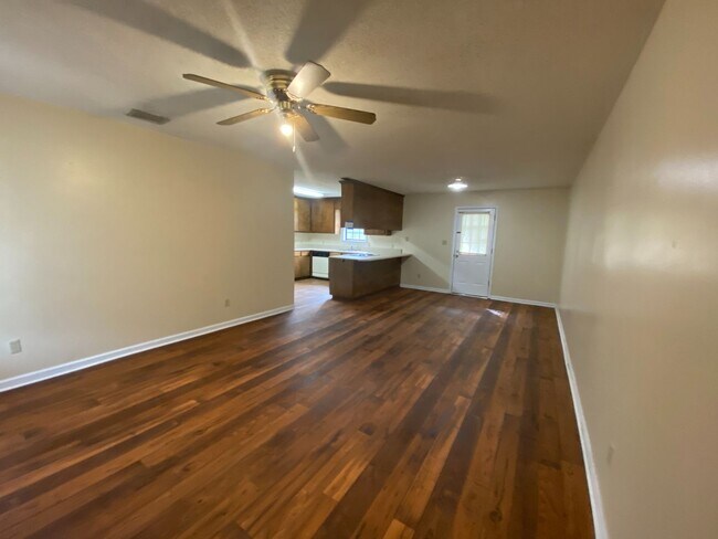 Photo - 6111 Vinnie Dr Unit A