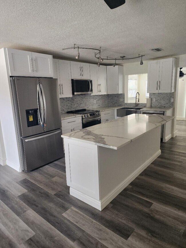 Photo - 1703 Marina Terrace