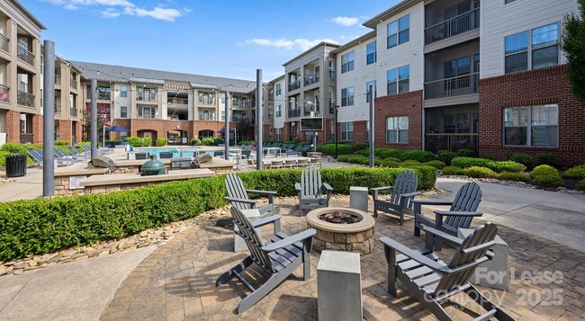 Building Photo - 10624 Parrish St Unit B5 Rental