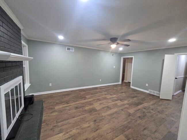 Photo - 3166 Lichen Dr