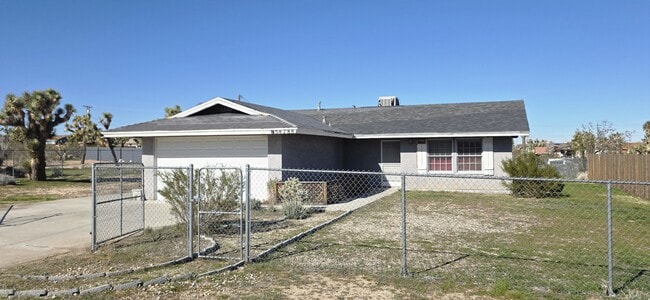 Building Photo - 58788 Sun Mesa Dr
