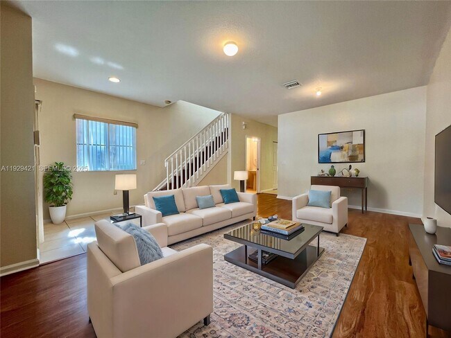 Photo - 8208 SW 29th St