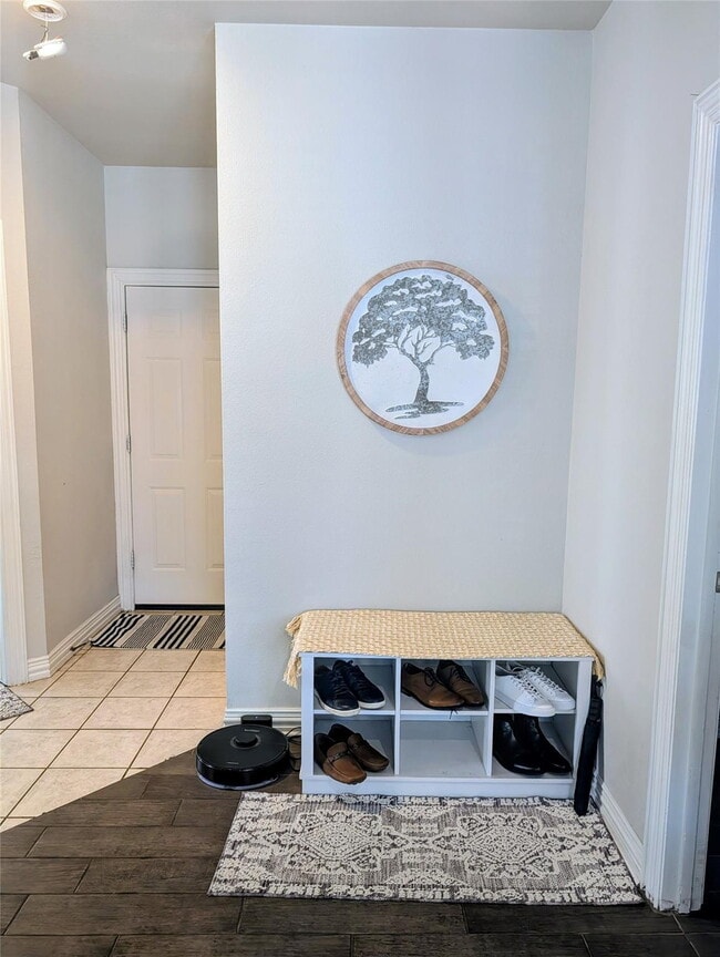 Photo - Exceptional Home in Arlington – Great Layout & Prime Location