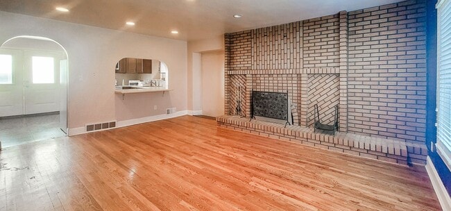 Photo - 2551 S Orchard Drive (Simons) Unit Simons North