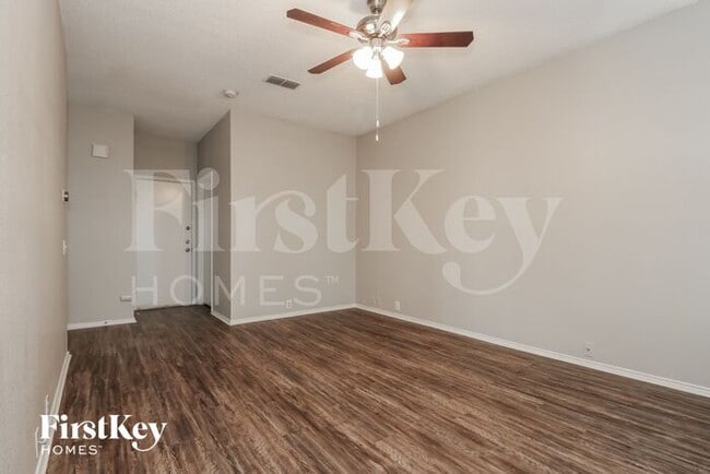 Photo - 1500 Park Chase Ave