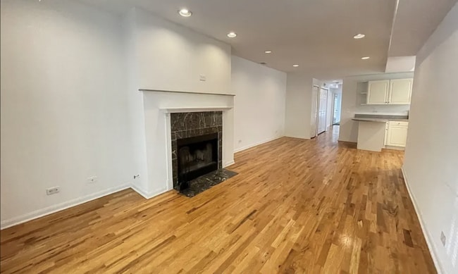 Photo - 2 bedroom in Chicago IL 60642 Unit 2