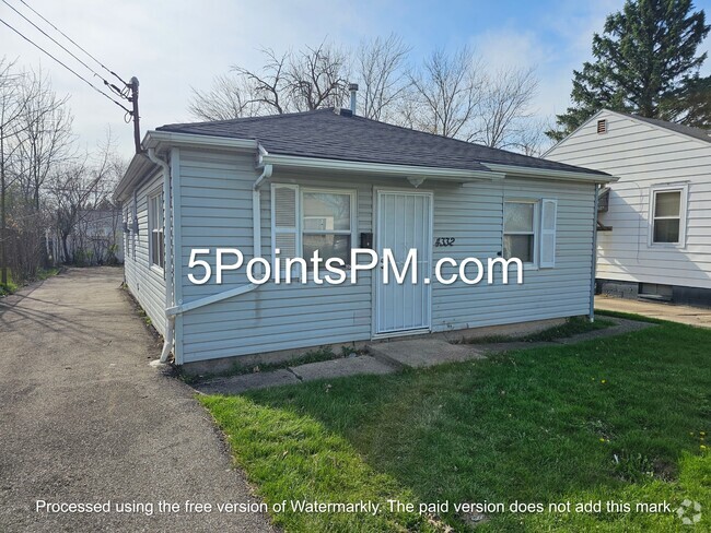 Building Photo - 4332 E 143rd St Rental