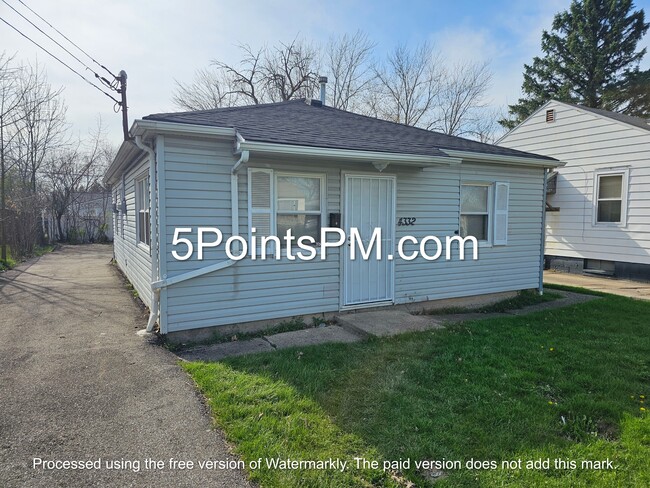 Photo - 4332 E 143rd St House