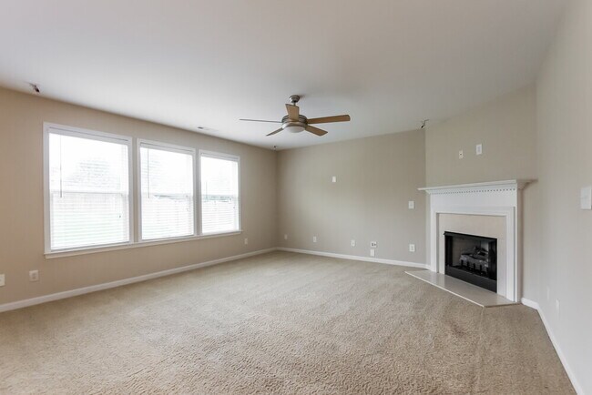 15 Timber Ln