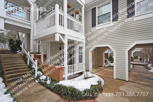 Photo - 2905 S Woodley St
