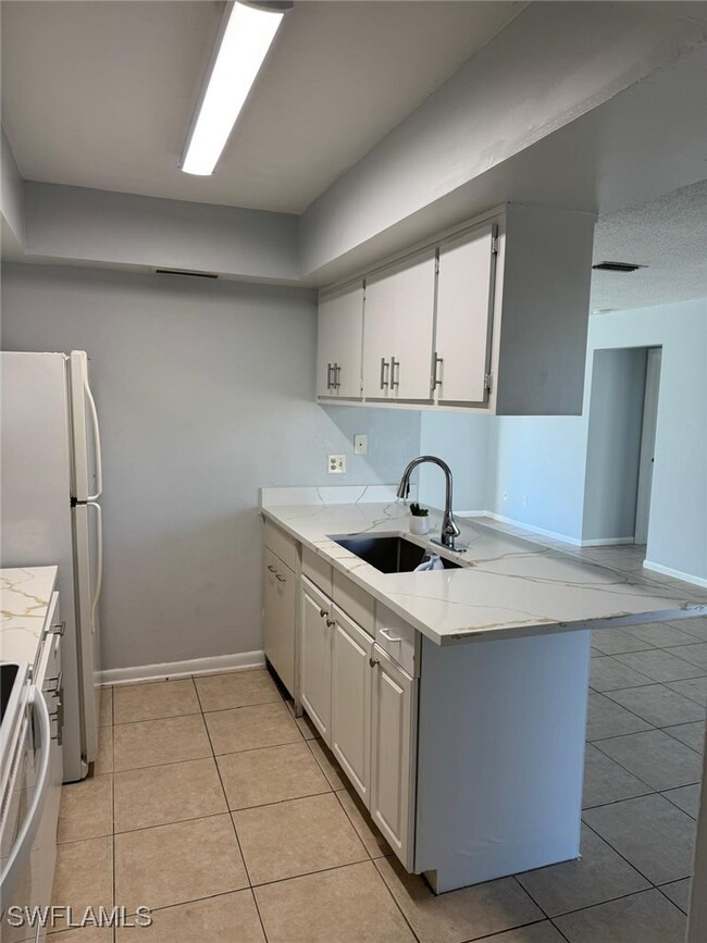 Photo - 3004 Santa Barbara Blvd