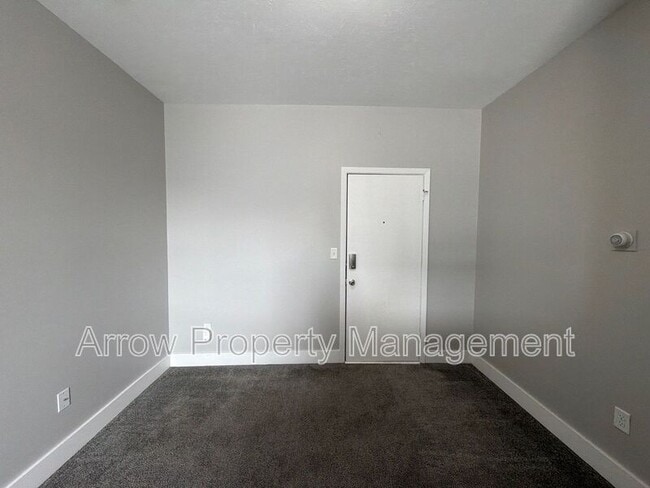 Photo - 2004 S 10th St Unit Apt #4