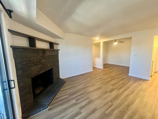 Photo - **$500 Move in Special**  Updated Spacious 1 bed/1 bath in Aurora Unit B9