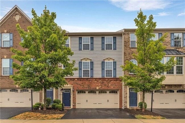 Photo - 1304 Pointe View Dr