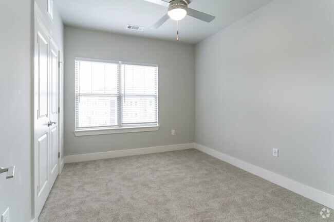 3BR, 2BA - 1,342SF