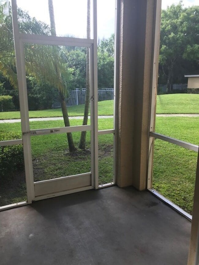 Photo - Large 3 bedroom with garage Unit 105