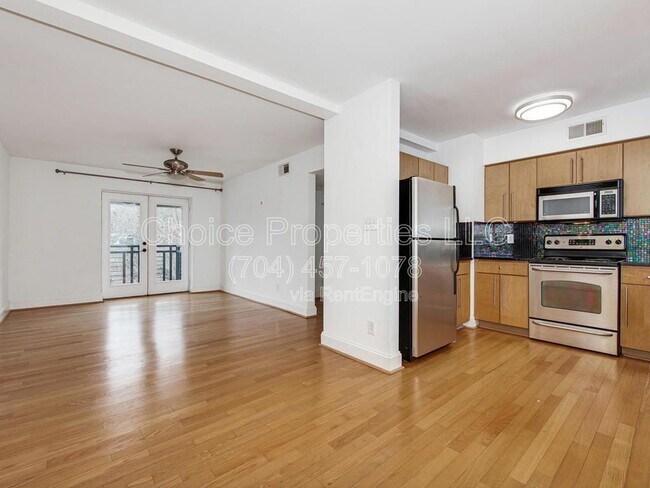 Photo - 227 N Dotger Ave Unidad 10