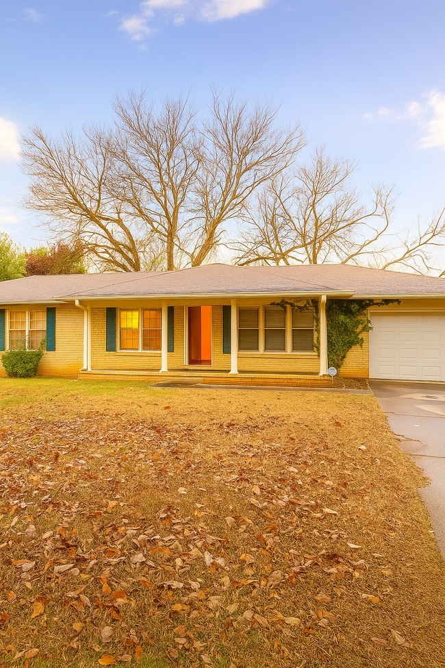 Building Photo - 10002 Lily Flagg Cir SE