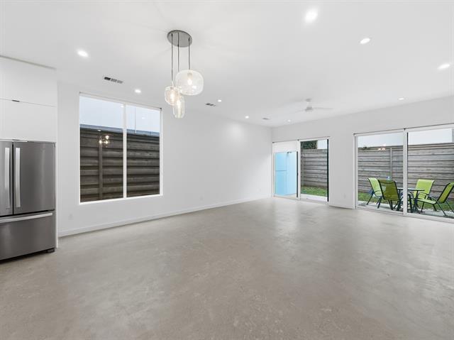 Photo - 4814 Manett St