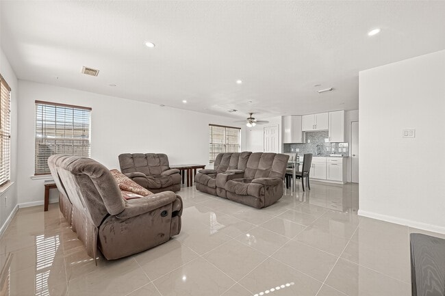 Photo - 15707 Crooked Arrow Dr