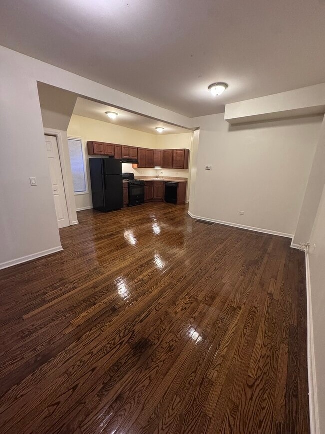 Photo - 1251 N Springfield Ave