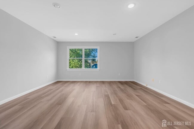 Photo - 213 Main St Unit 17