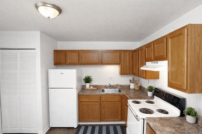 Residences at Lawnview