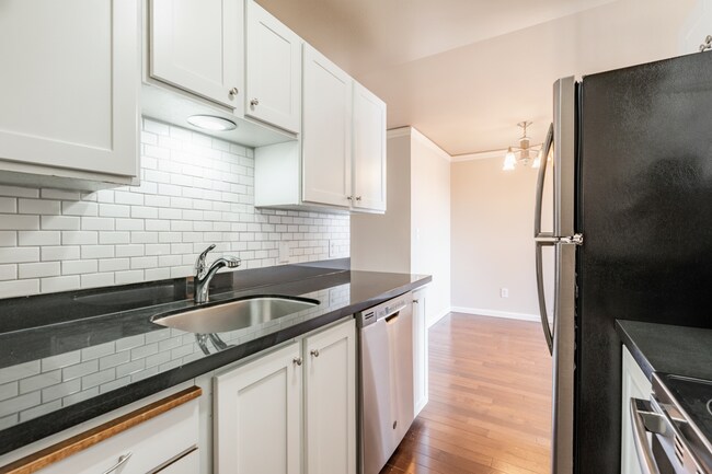 Lakeview Place