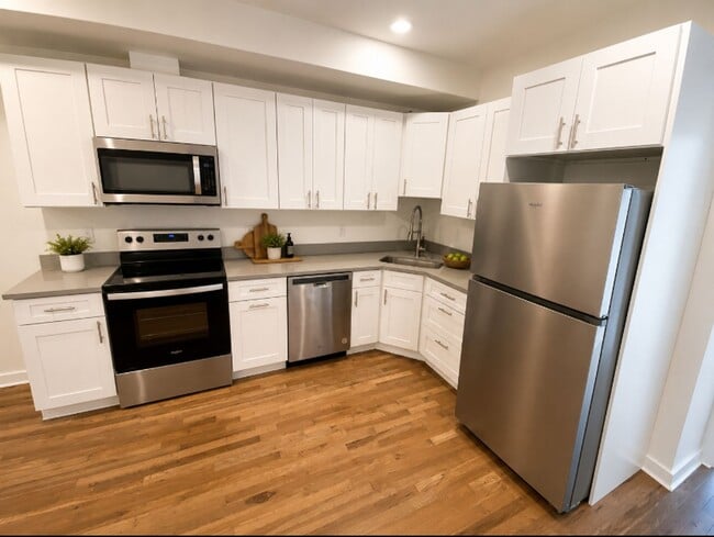 Photo - 725 N 39th St Unit 2