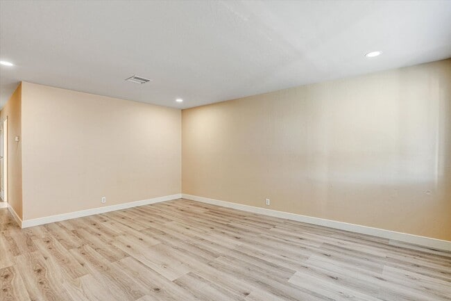 Photo - Beautifully Renovated 4 Bedroom Home with 3 Full Bathrooms!