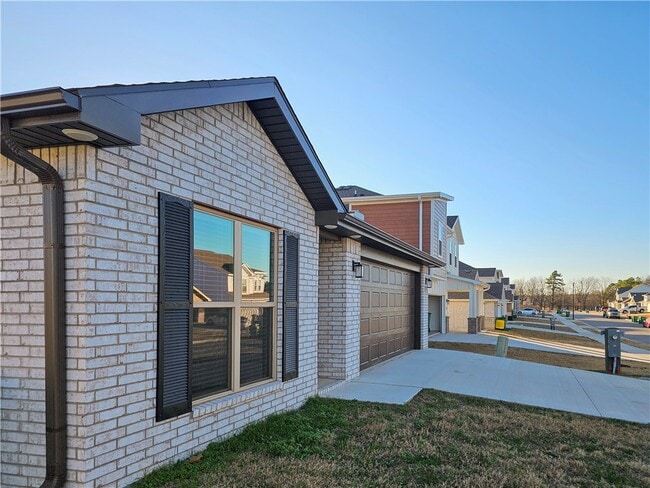 Photo - 2091 Bluebonnet Ln
