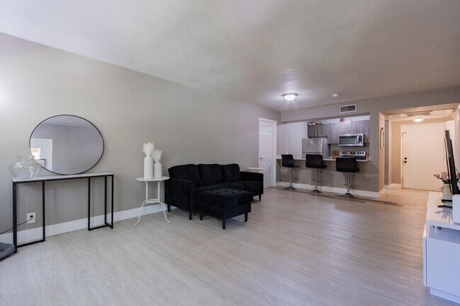 Photo - 8100 Geneva Ct Unit 238