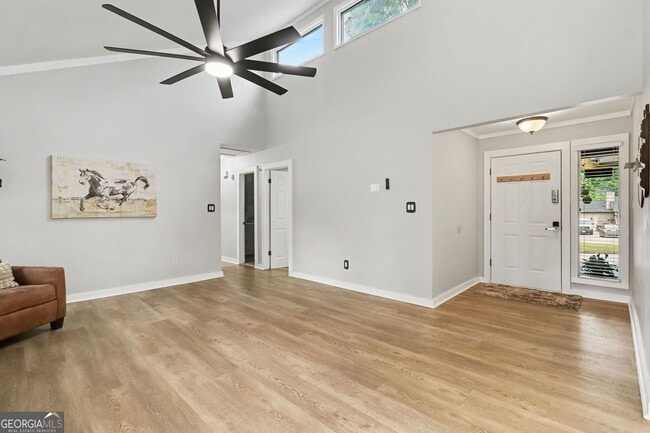 Photo - 210 Fireside Way