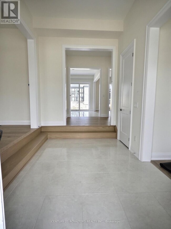 Photo - 120 Pearsall Pl