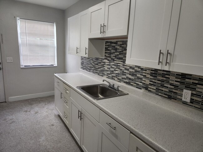 Photo - 1922 Taylor St Unidad #1