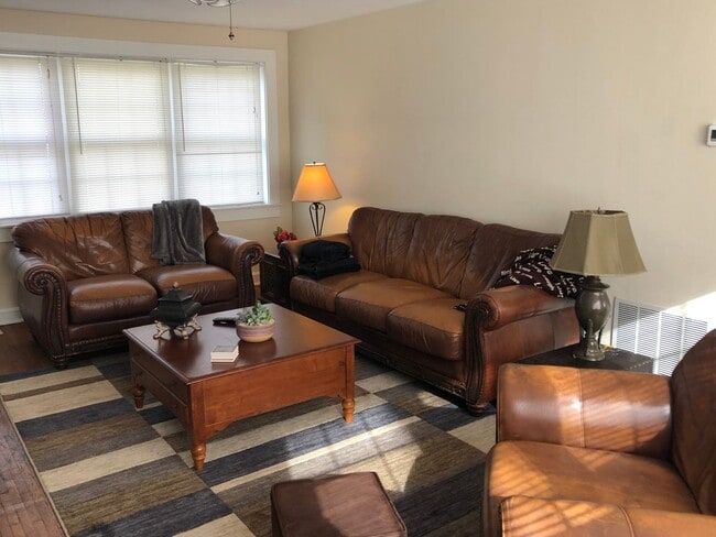 Photo - 3 bed, 1 bath home, Only minutes away from The University of Alabama