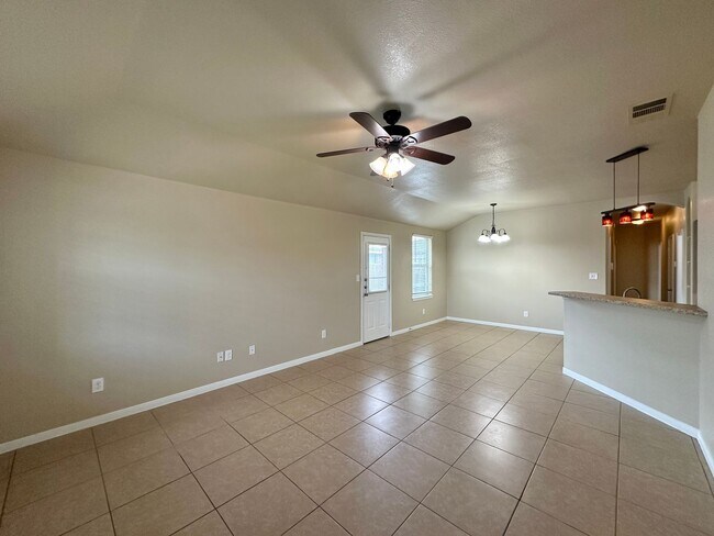 Photo - 1306 Cavalry Ln