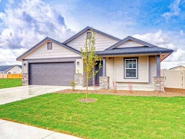 3 Bedroom Home in Nampa with no back neigh... - 3 Bedroom Home in Nampa with no back neigh...